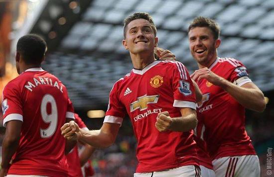 让越南足球 让越南足球