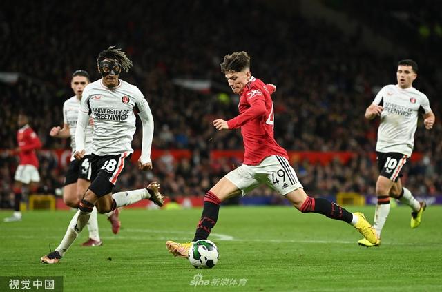 这句评论反 这句评论反